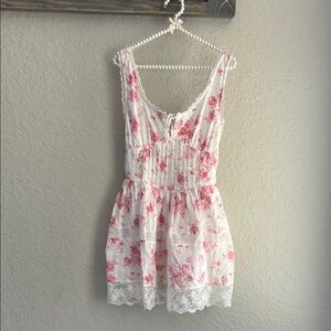 Gorgeous NWT Aeropostale Floral Dress size Small